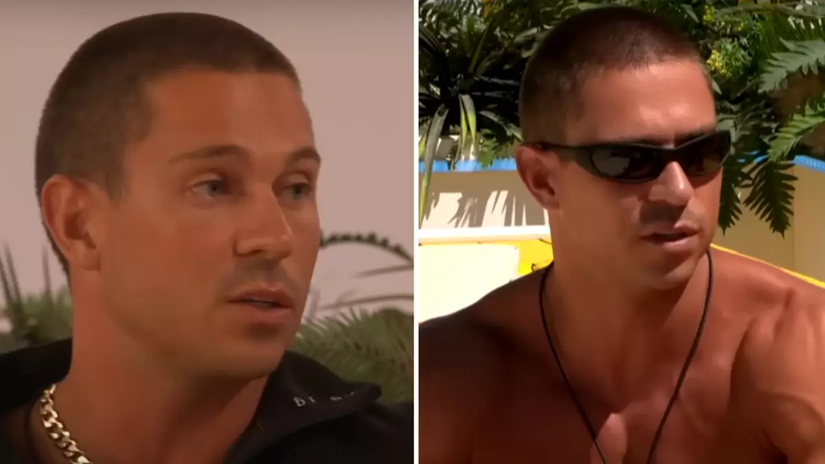Love Island viewers have a bizarre theory about why Joey Essex decided to go for a shock kiss