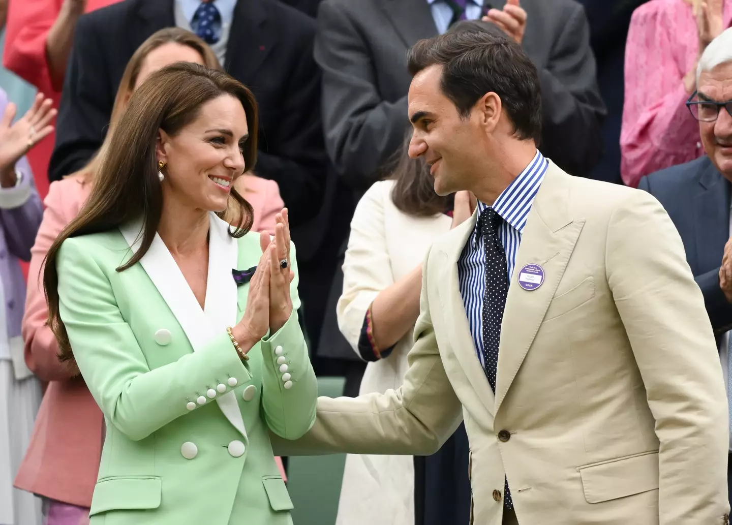 Roger Federer meets with Kate Middleton. (Karwai Tang/WireImage)