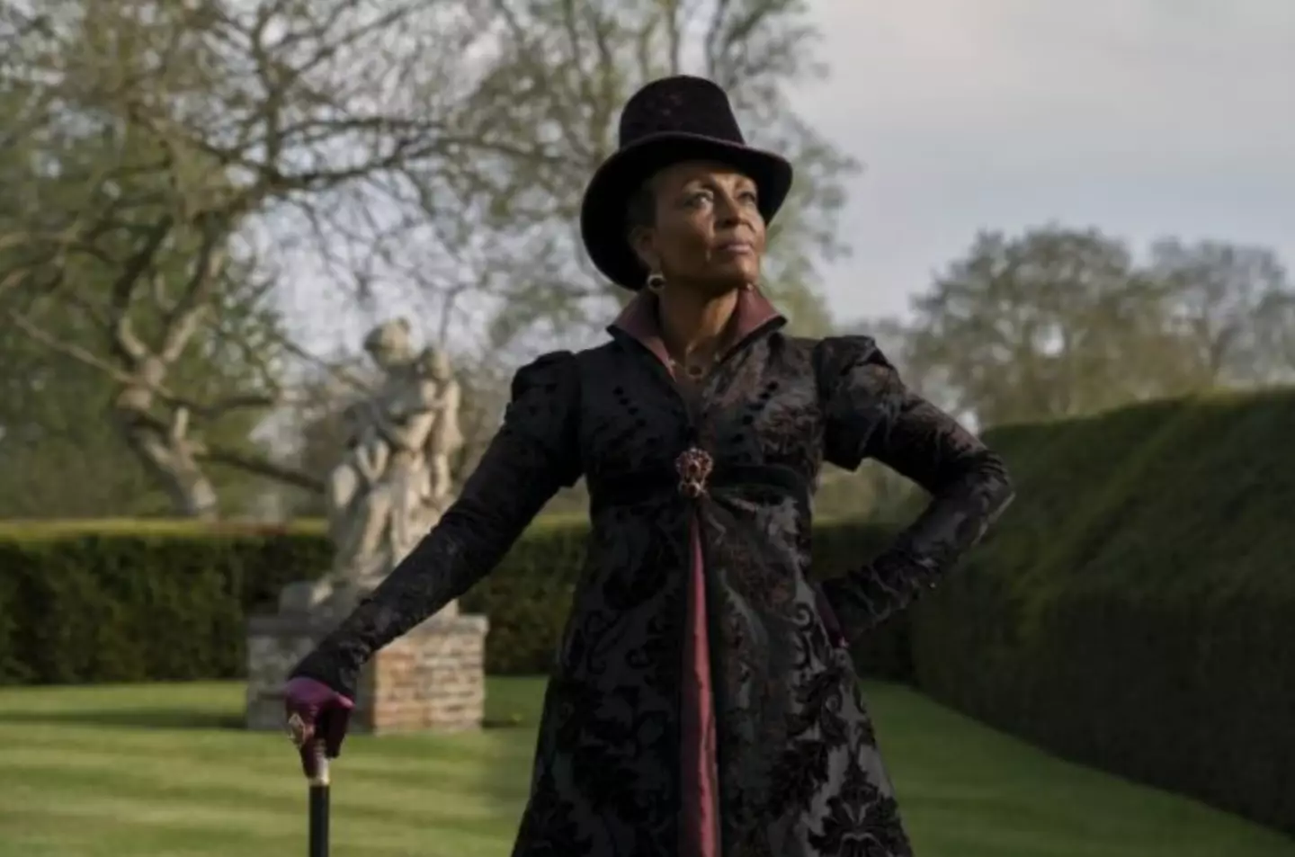Lady Danbury is rarely pictured without her cane. (Netflix)