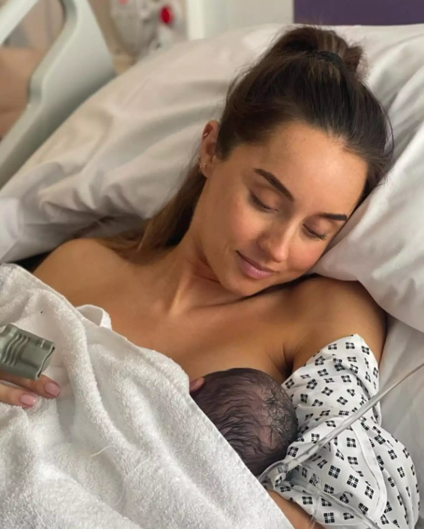 Peter and Emily welcomed their daughter last month. (Instagram/@peterandre)