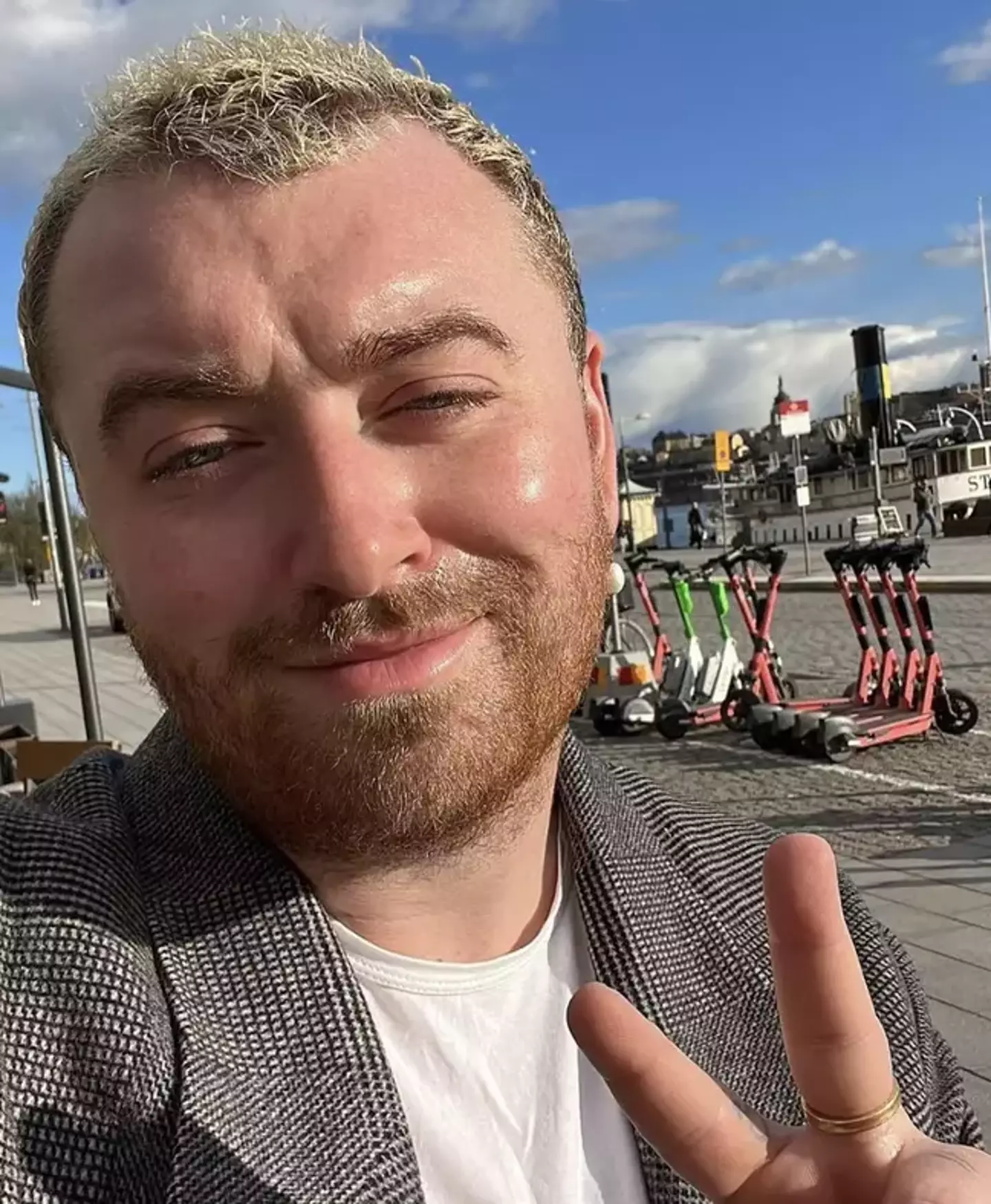 Sam Smith has collaborated with a big star on a new song.