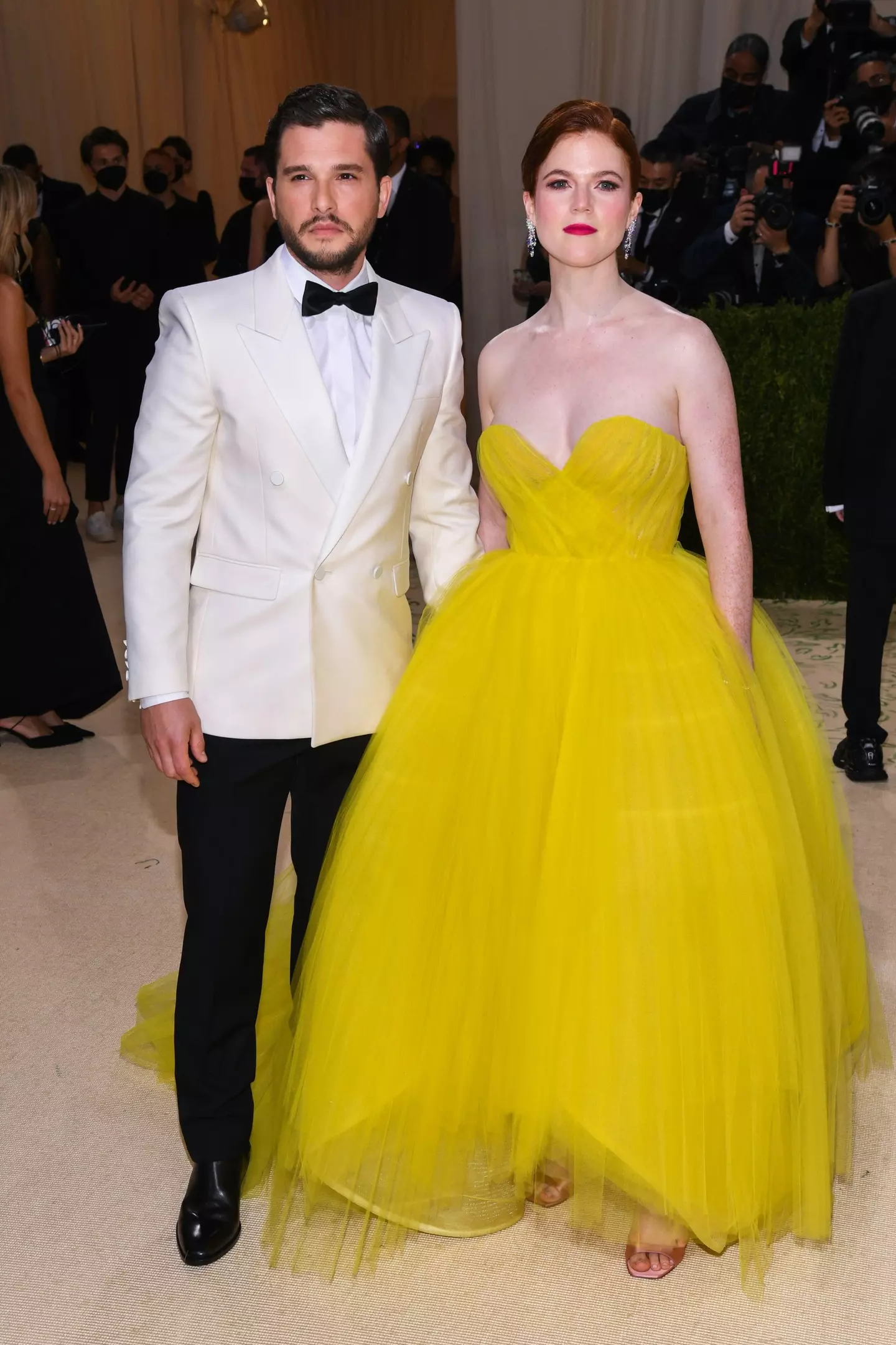 Kit Harington and Rose Leslie at the 2021 Metropolitan Museum of Art Costume Institute Gala.