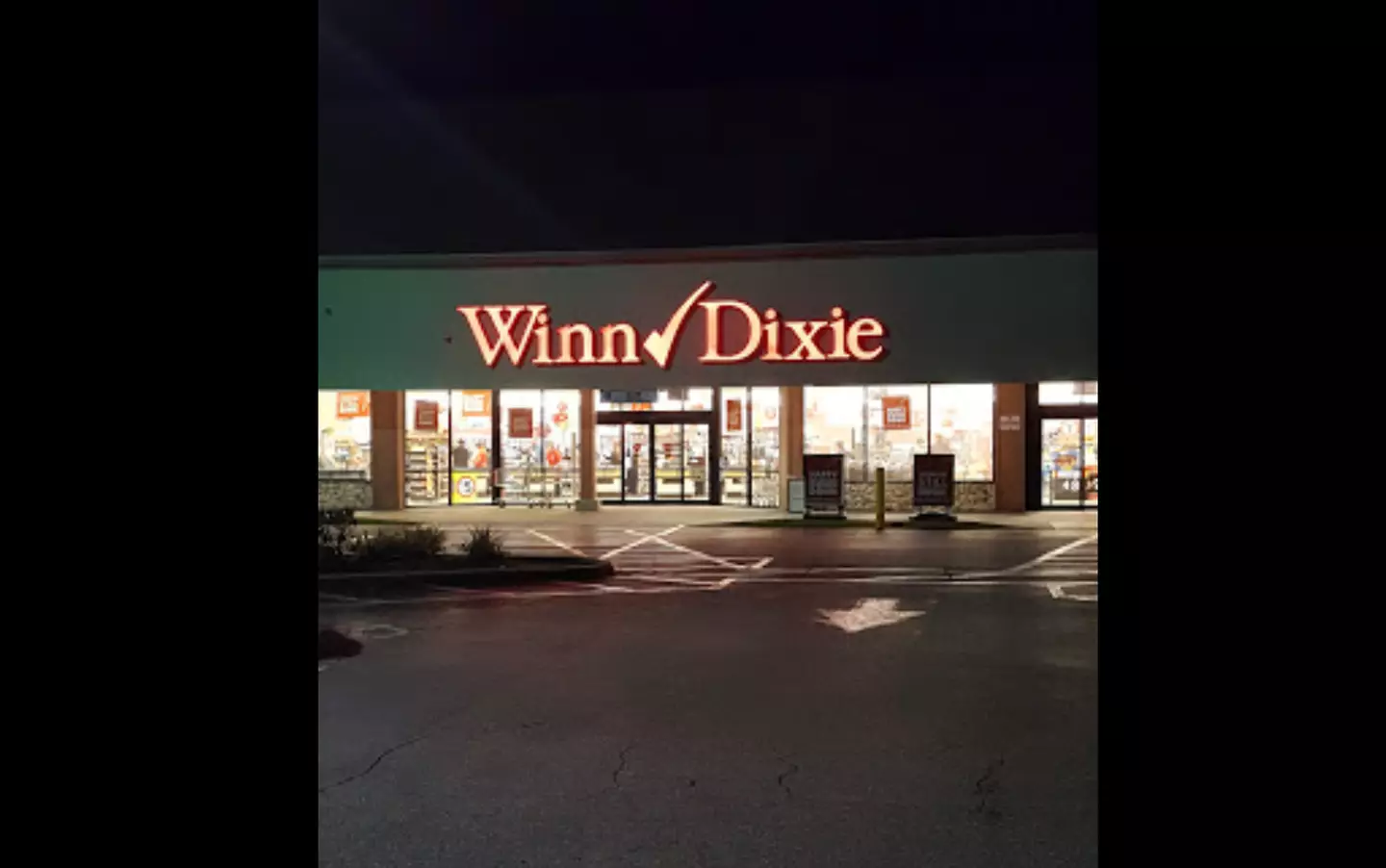 Kolb is alleged to have approached the mother and daughter at a Winn Dixie grocery store in Port Orange.