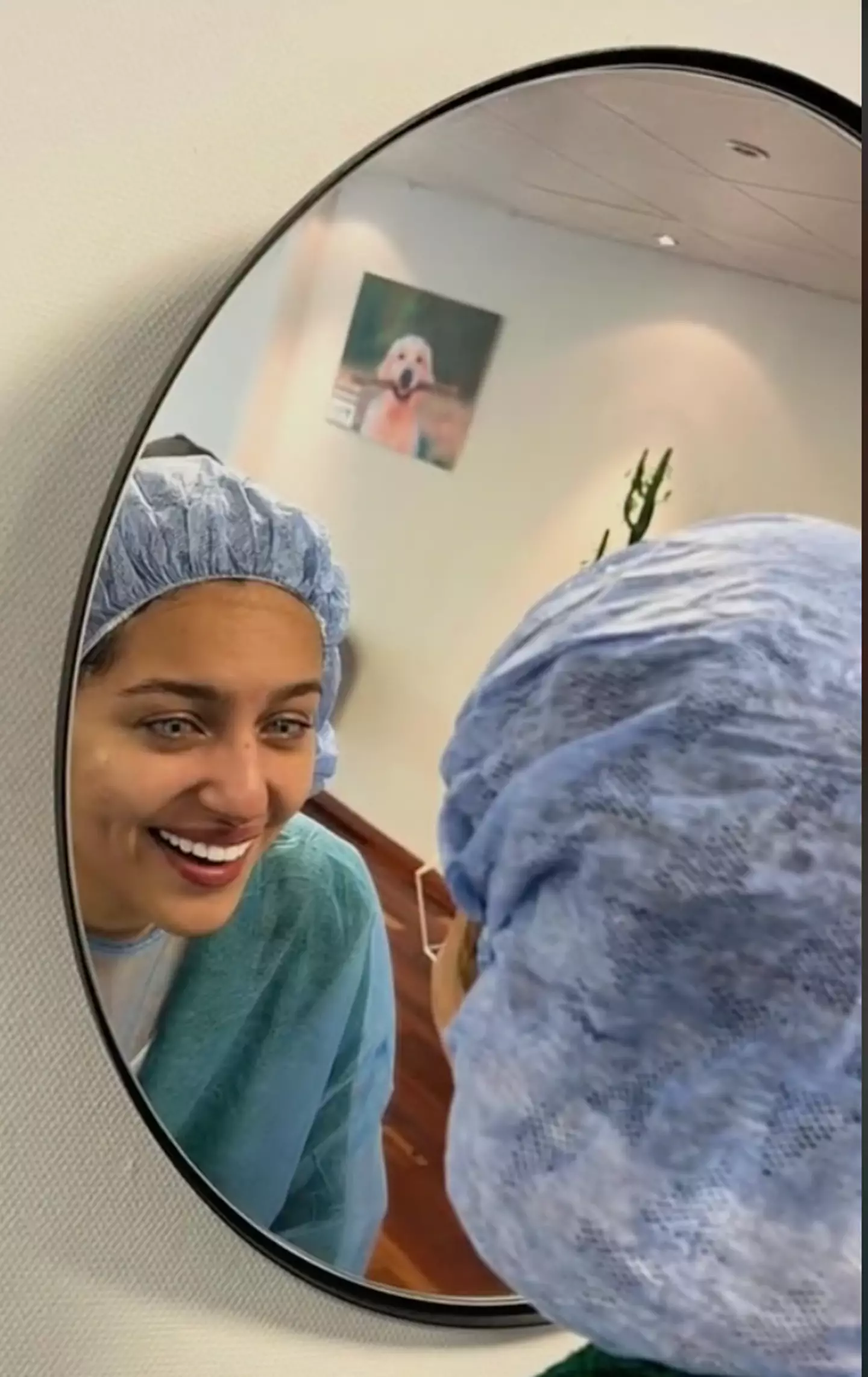 The woman underwent the surgery. Credit:youtube/new_color_flakk