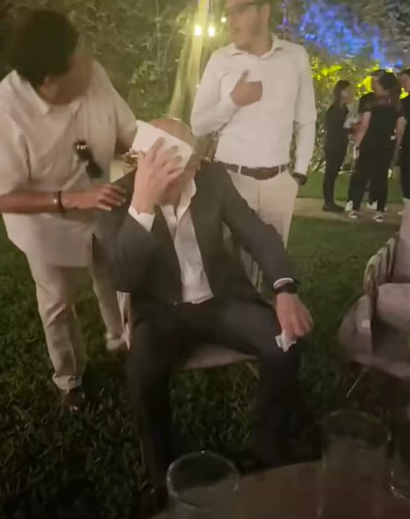 About 80 guests had to be taken to hospital after suffering terrible symptoms after eating food at this wedding in Mexico.(Facebook/Radioformulapr)
