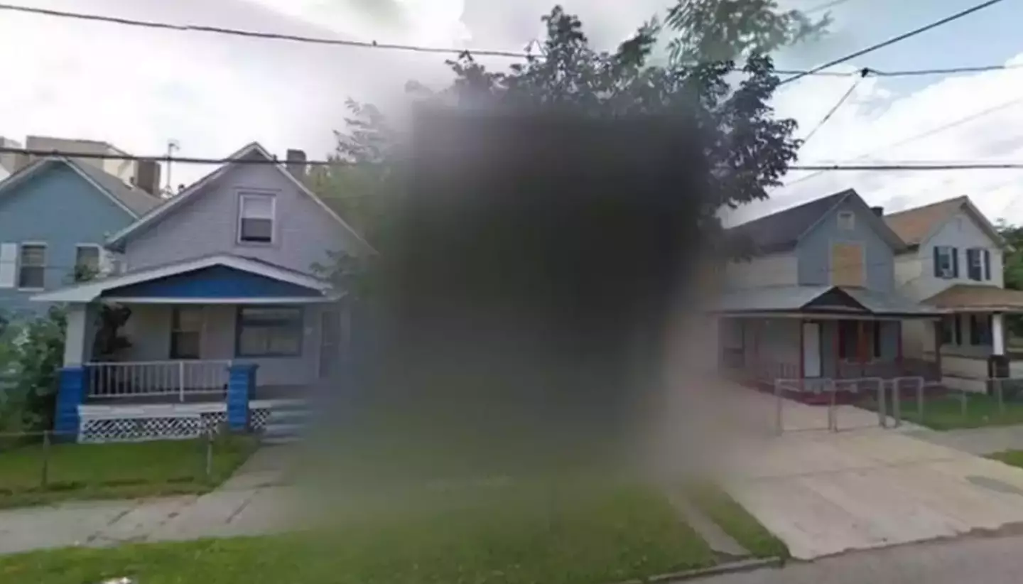 Google Maps blurred out an Ohio home due to its disturbing past (Google Street View 2009)