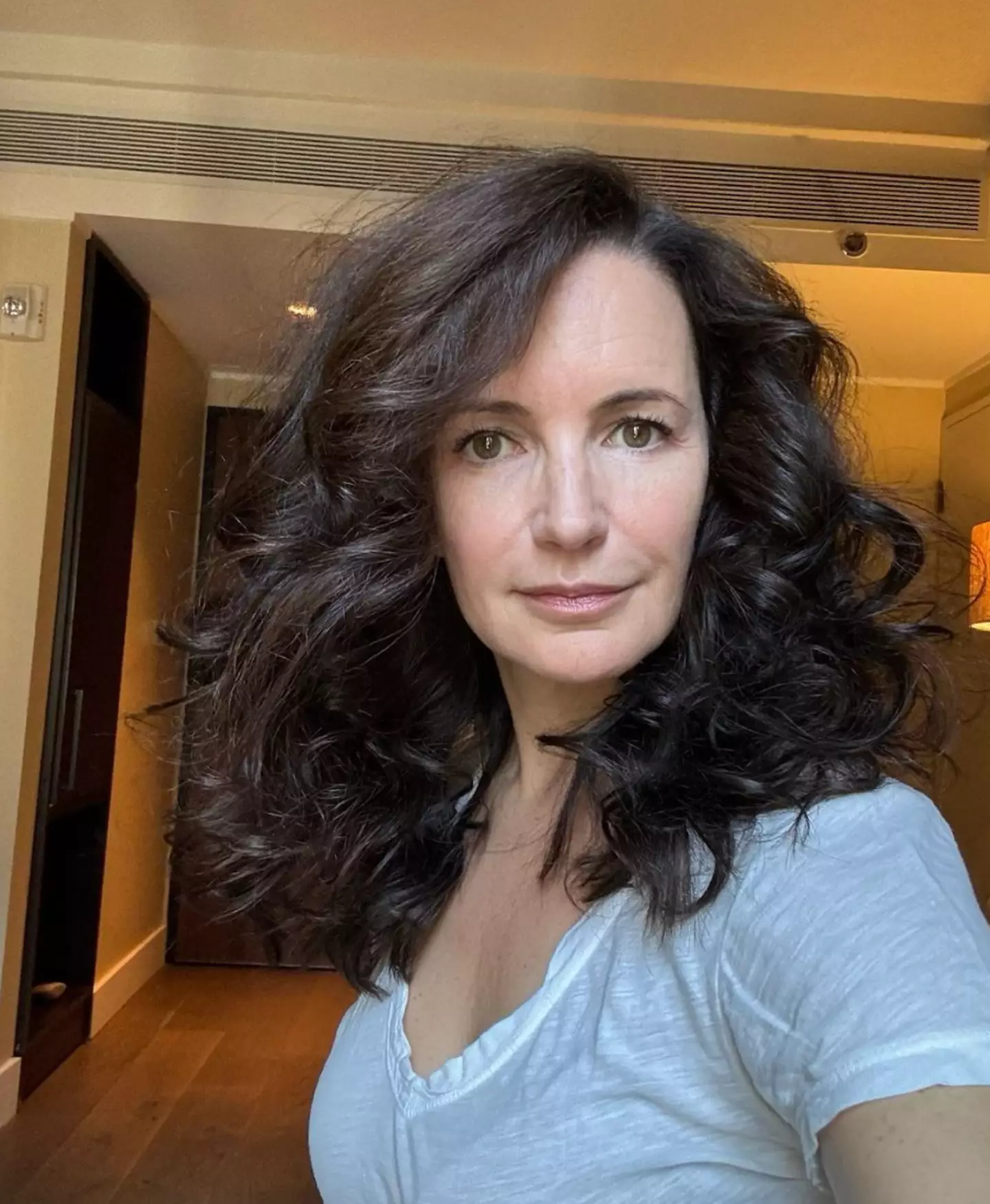 After sharing a snap of herself without makeup on her Instagram page at the start of May, her fans praised her appearance. (Kristin Davis/ Instagram)