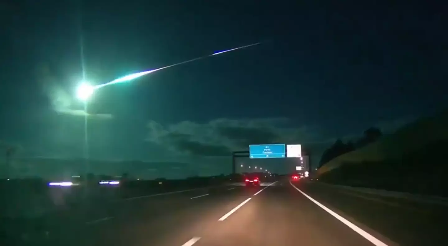 As we live in the age of technology, there were more than a few people who were recording at the exact moment the meteor shot across the sky.  (BNONews/X)