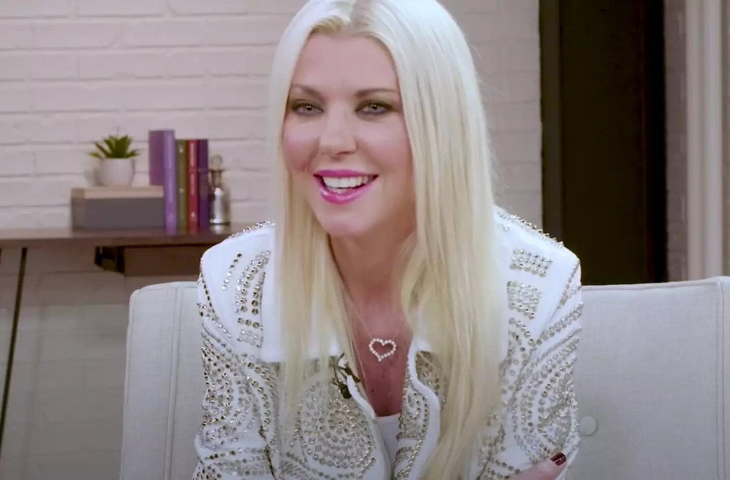 Tara Reid says that being unmarried and childless hurt her career.