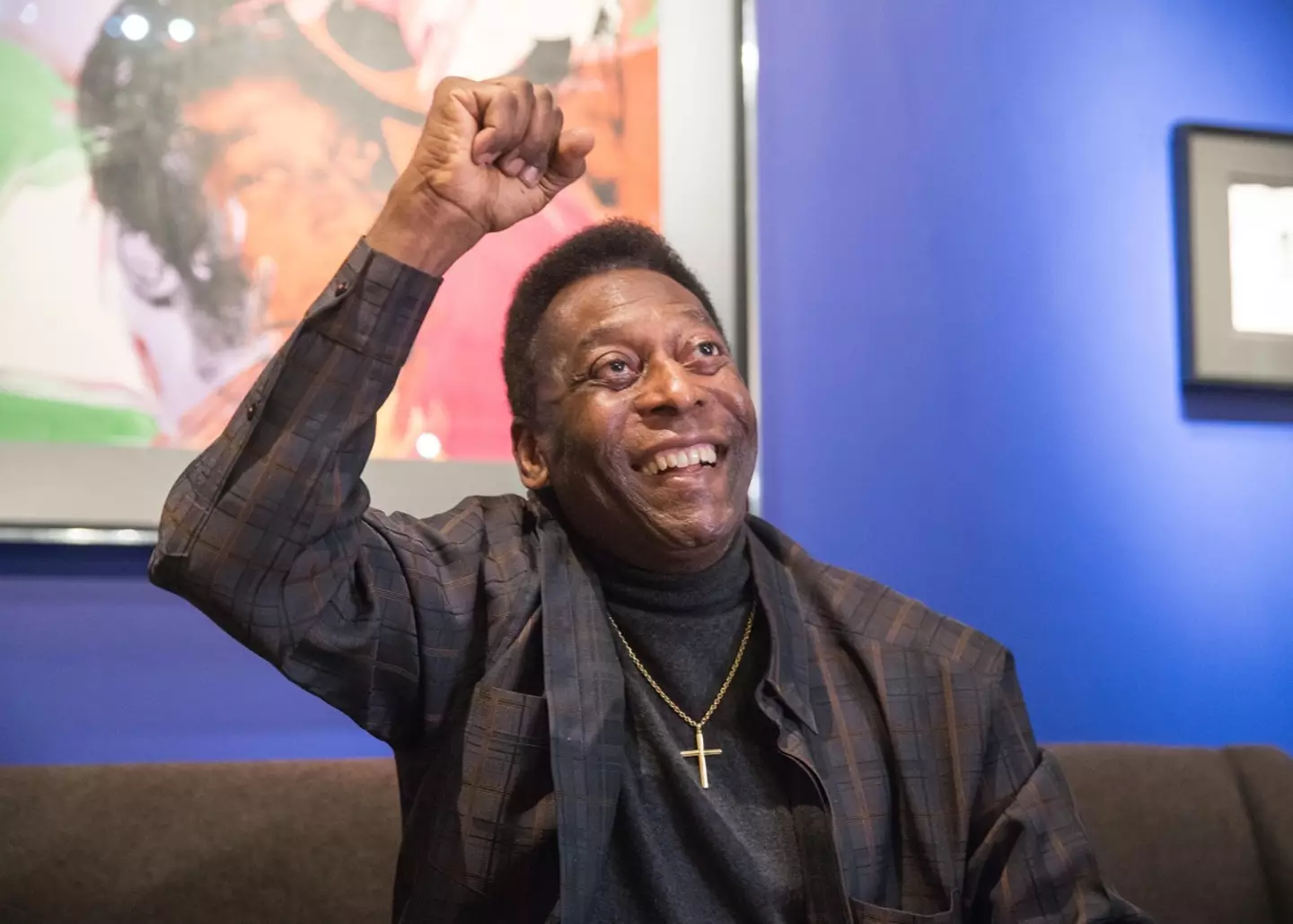 Soccer icon Pele has updated worried fans after his recent hospital visit.