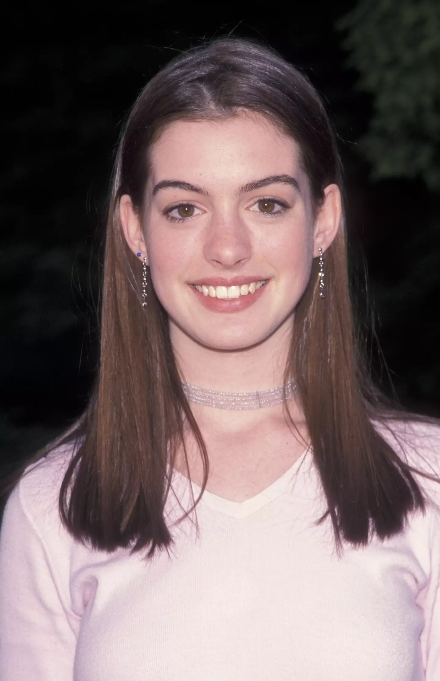 Hathaway pictured in 1999. (Ron Galella, Ltd./Ron Galella Collection via Getty Images)