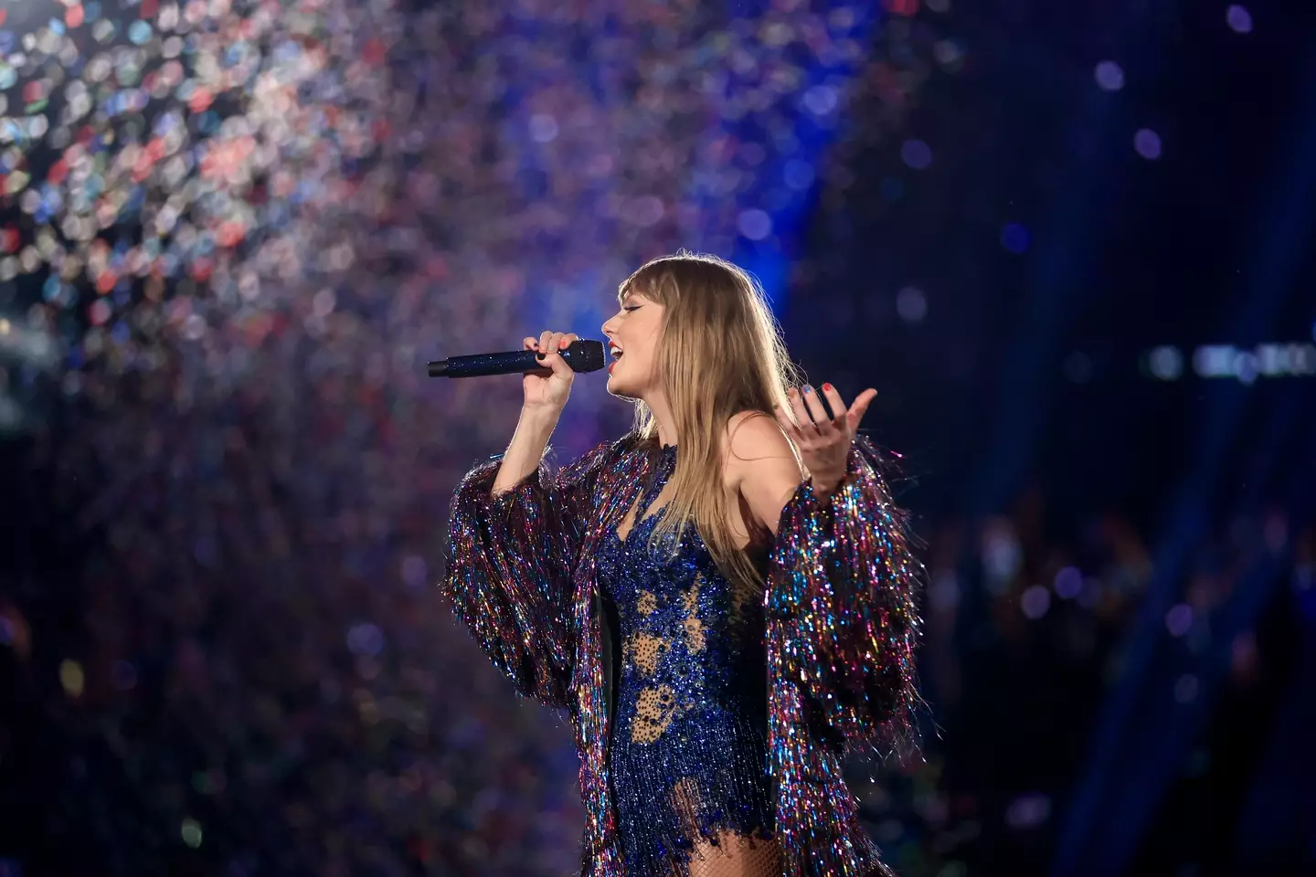 Taylor Swift reportedly isolates on tour to avoid infections.