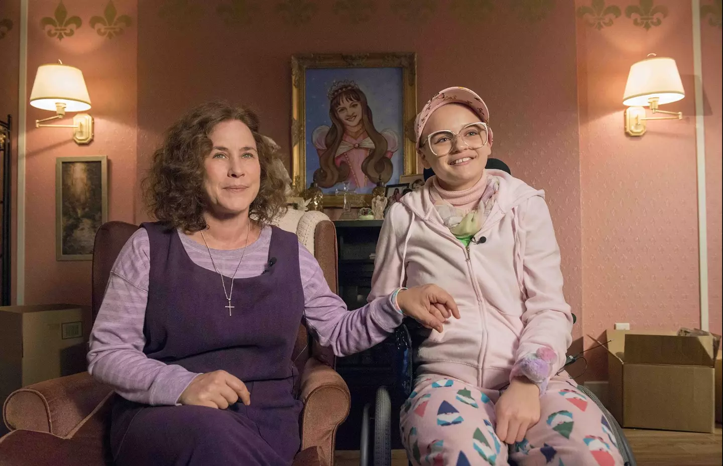 Joey King as Gypsy Rose and Patricia Arquette as Dee Dee in The Act.