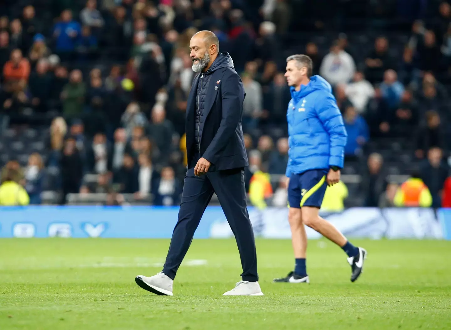 Nuno walks off the pitch following the loss to United. Image: PA Images