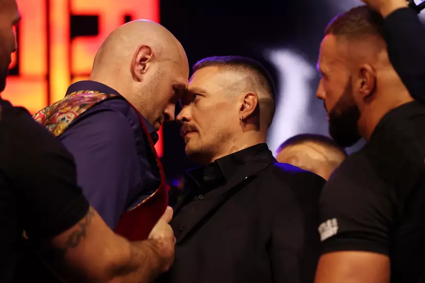 Mike Tyson expertly breaks down Tyson Fury vs Oleksandr Usyk, makes ...