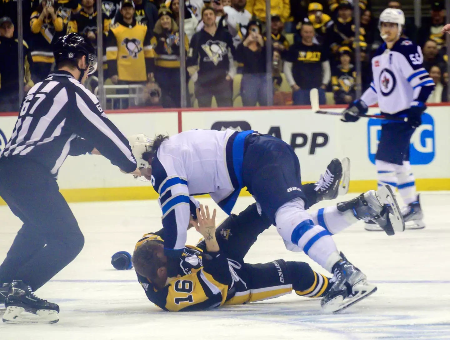 NHL players fight. Image: Alamy