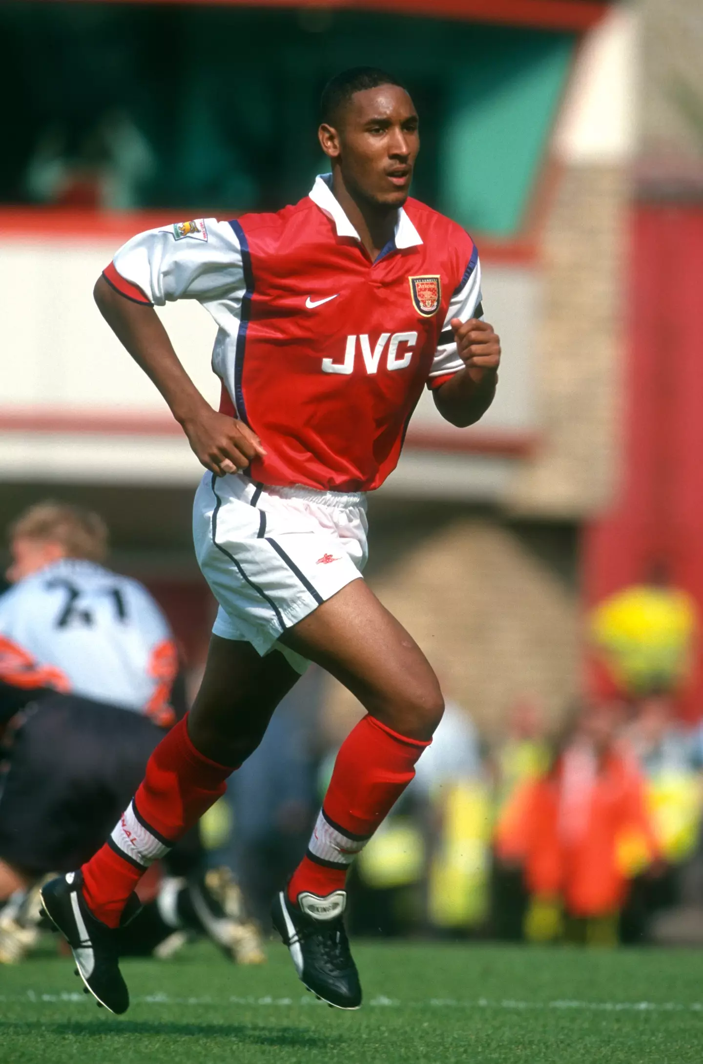 ‘Misunderstood’ Arsenal star sent legend Tony Adams back to changing ...