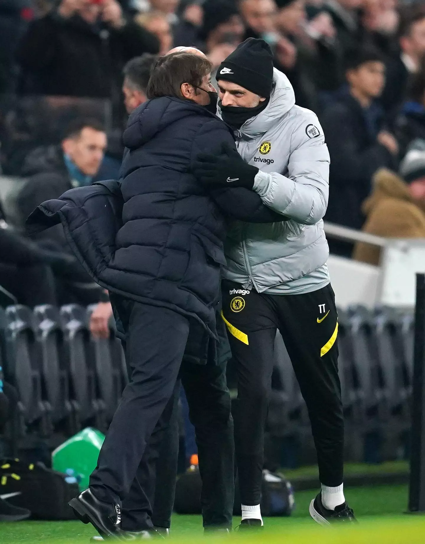 Tottenham Hotspur manager Antonio Conte (left) shakes hands with Chelsea manager Thomas Tuchel before the Carabao Cup Semi Final. (Alamy)