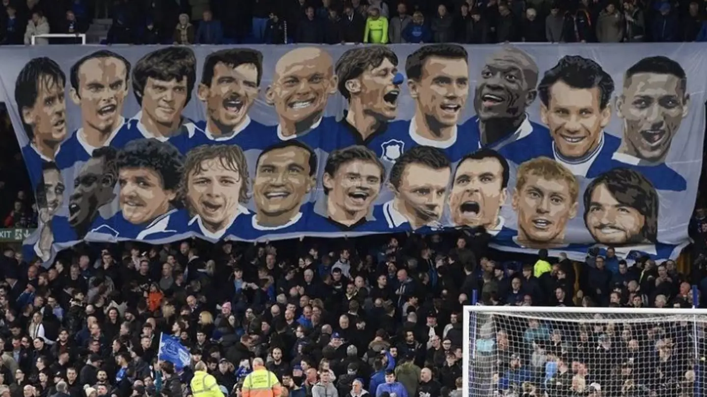 Fans baffled by Everton 'cult heroes' banner that features loan player who played 17 games for the club