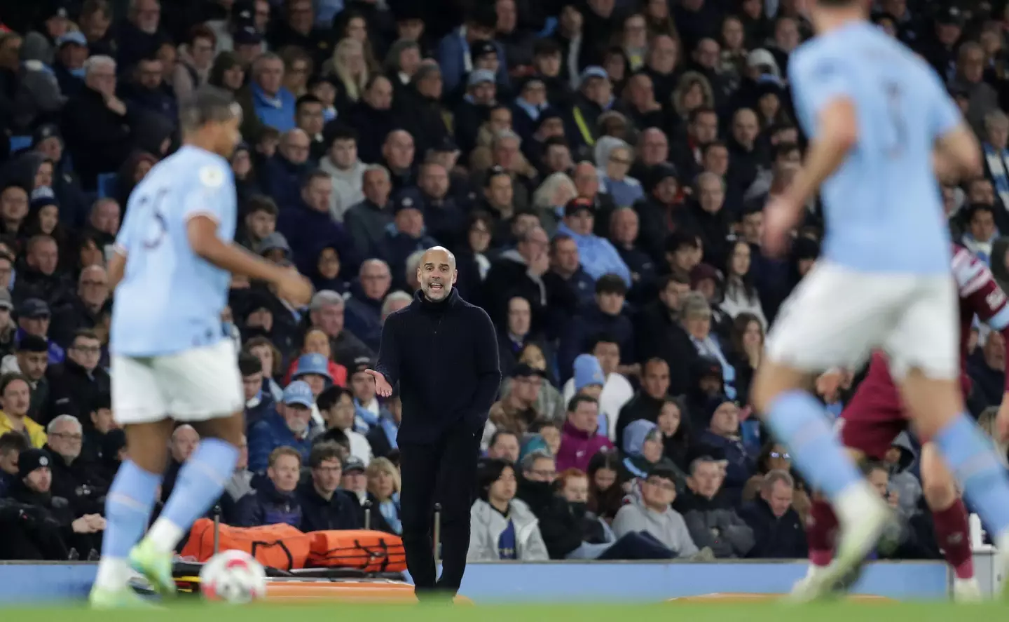 Pep Guardiola on the touchline during Manchester City vs. West Ham United. Image: Alamy