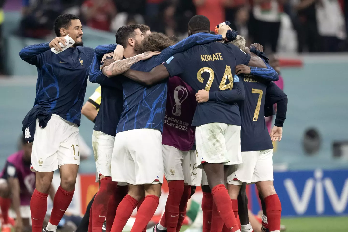 France players celebrate at the full-time whistle. (Image