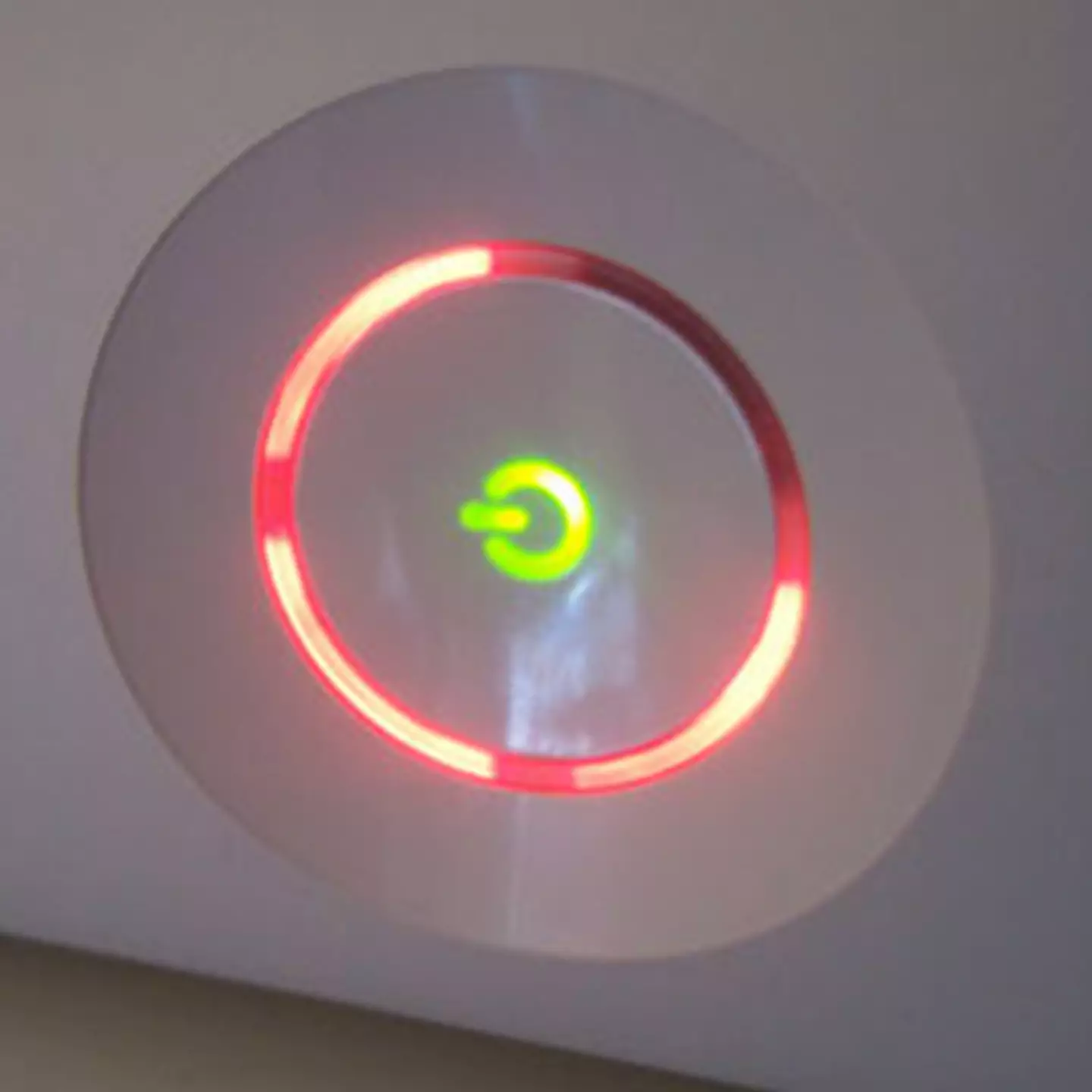 Microsoft has finally explained what caused Xbox 360's red ring of death