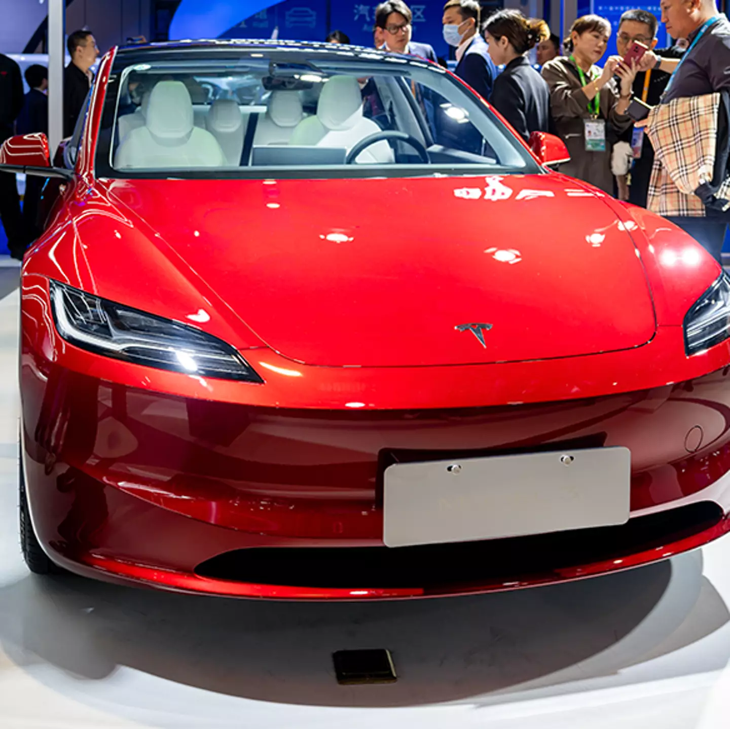 People have concerns after Tesla reveals monthly cost to lease Model 3 car