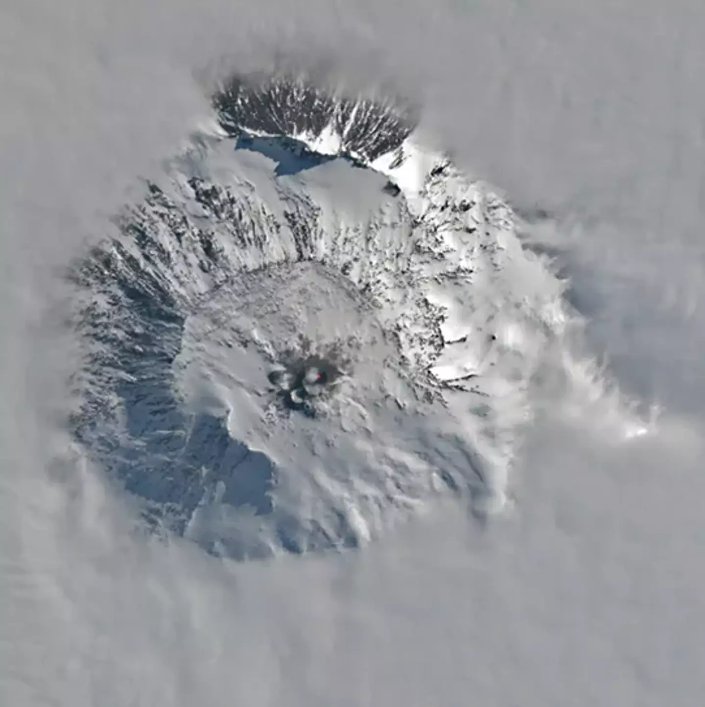 Active volcano in Antarctica that emits $6,000-worth of gold each day