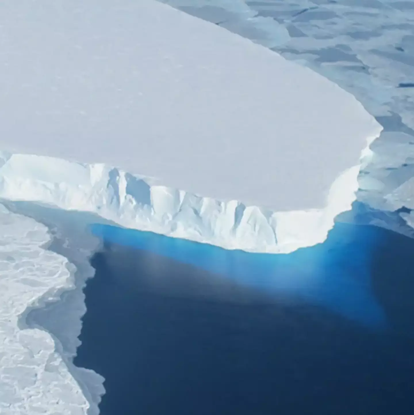 Scientists' $50 billion intervention to stop 'doomsday glacier' in Antarctica from melting
