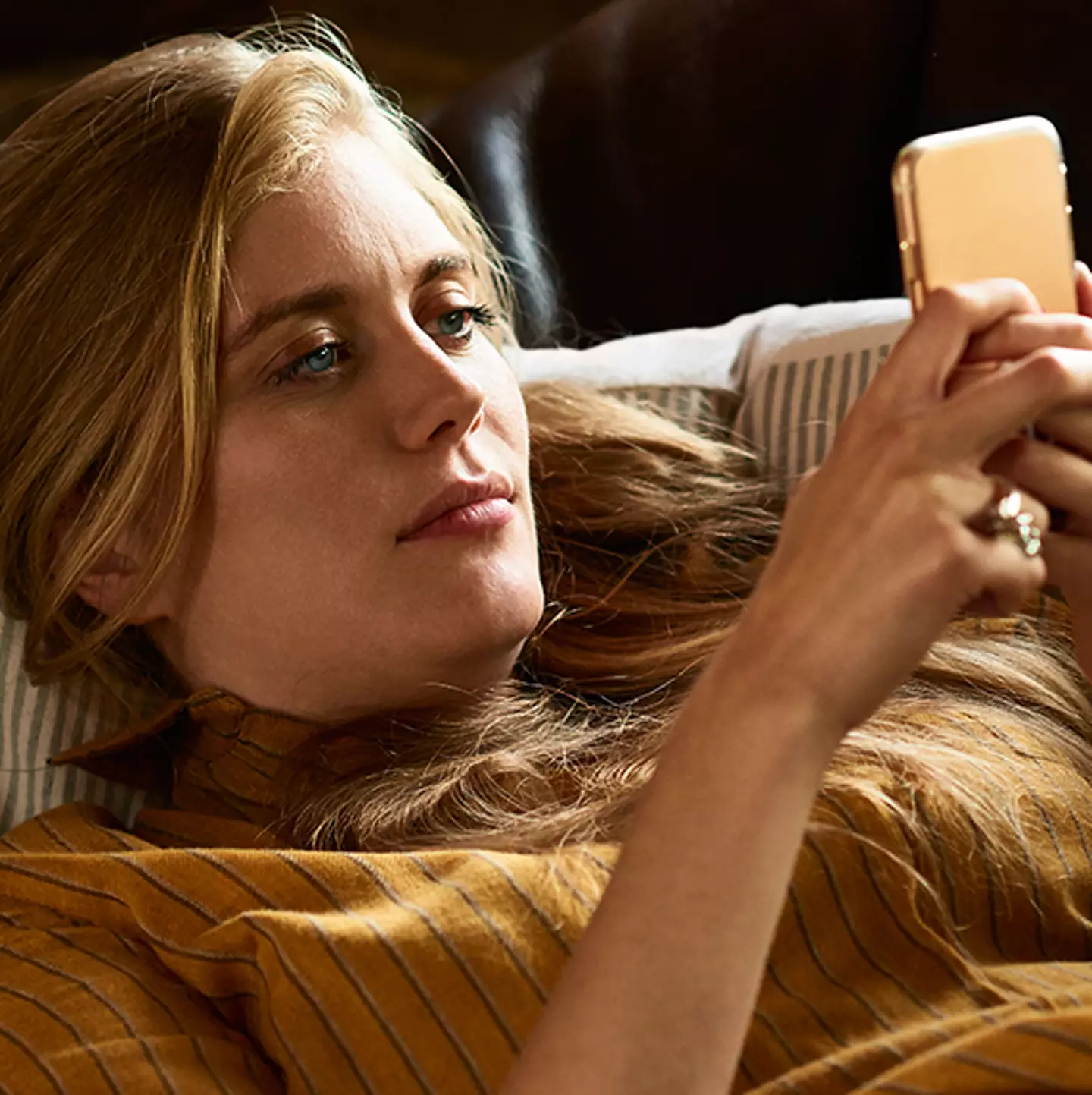 Psychologist reveals seven texting habits of a narcissist to look out for