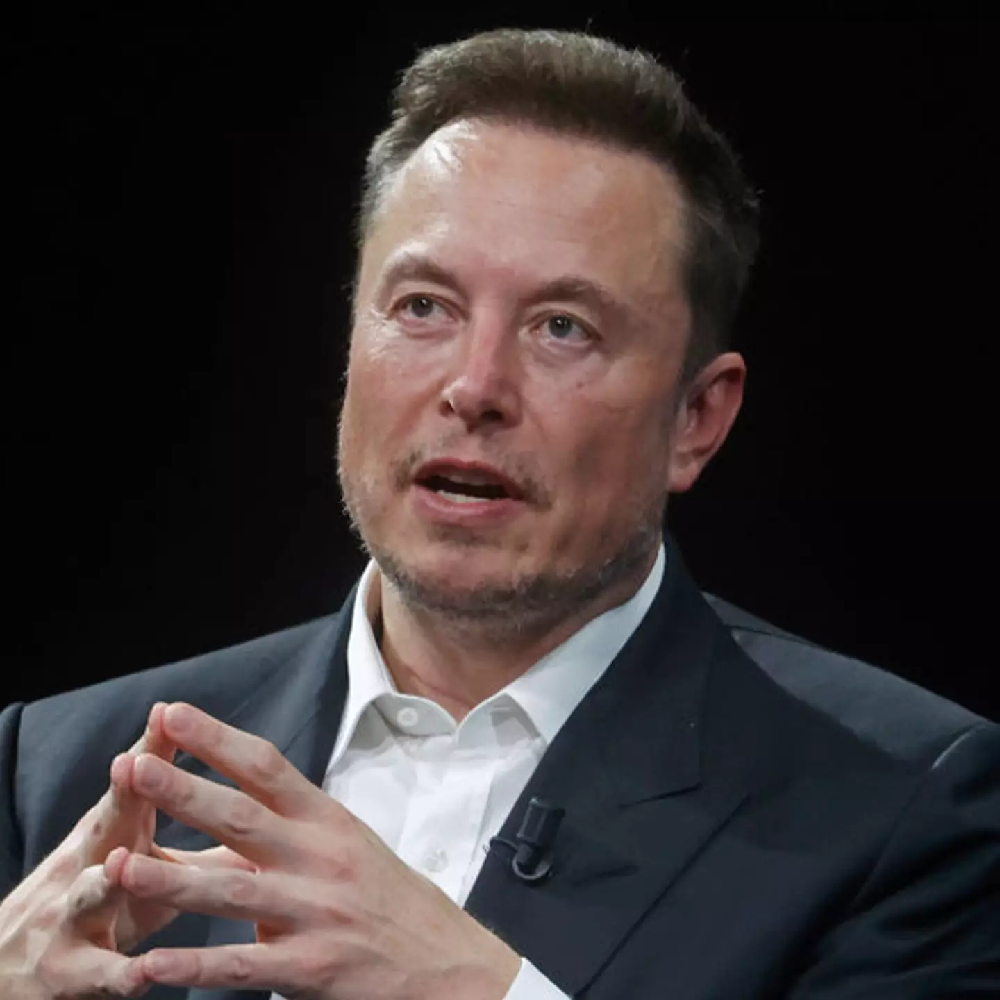 Elon Musk: Elon Musk rebukes media reports on robot attack in