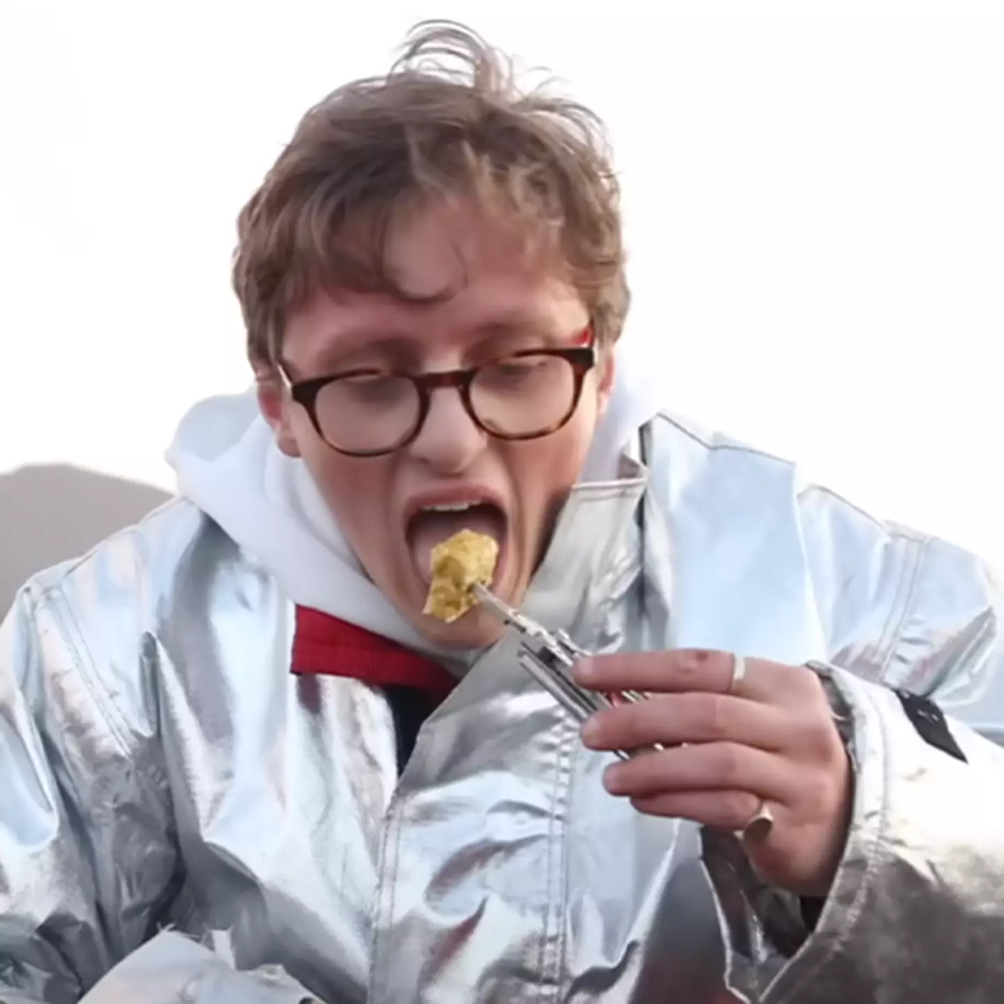 Man travels over 1,000 miles to cook a frozen ready meal on an active volcano
