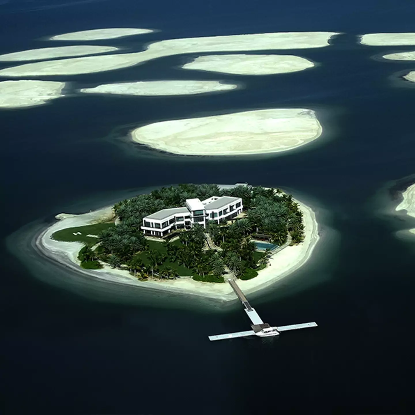 Dubai’s 300 eerie manmade islands built for the super rich remain mostly empty