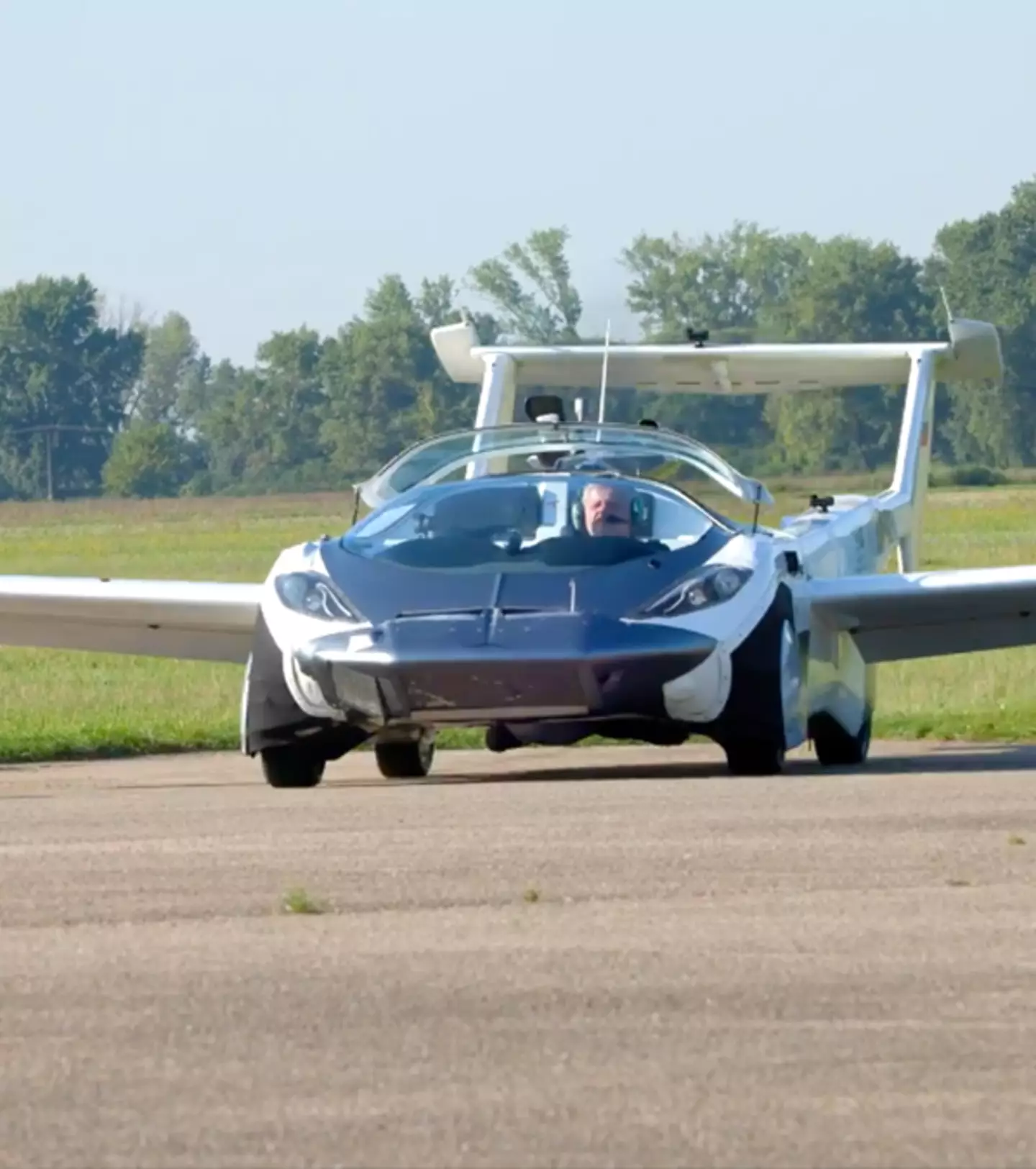 MrBeast tested out a $600,000 flying car / MrBeast/X