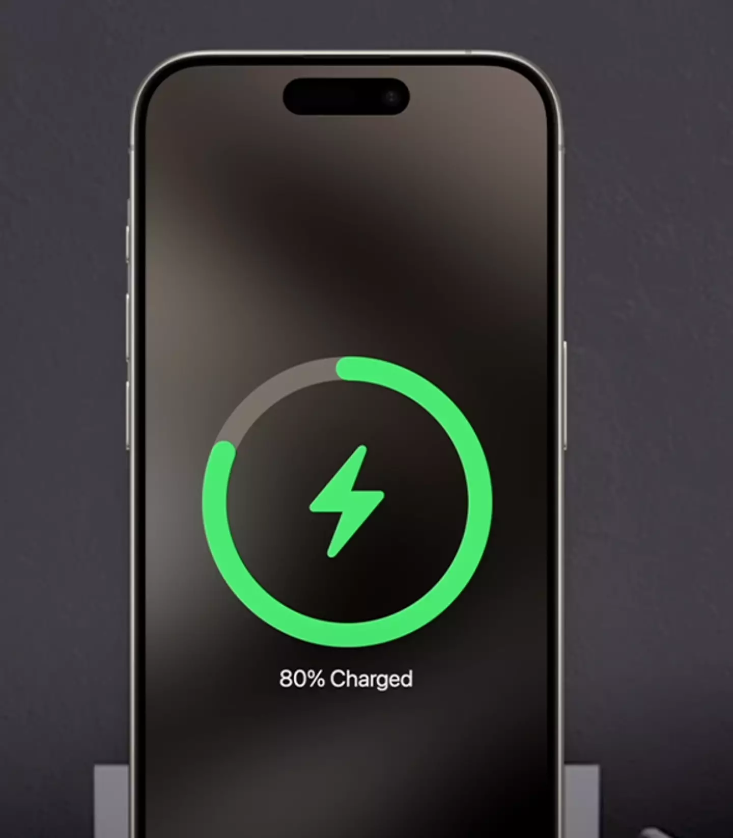 iPhones have a feature that caps their battery charging capacity at 80% / @AppleExplained/YouTube