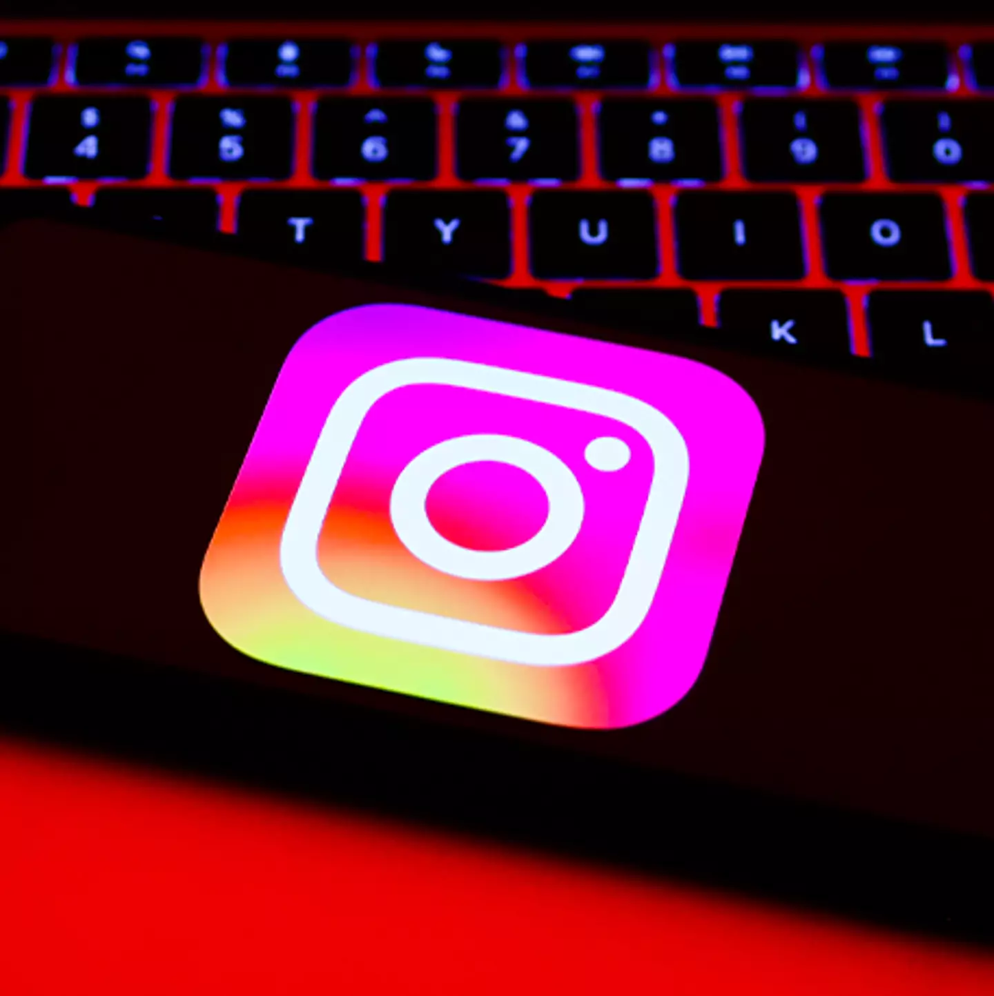 Instagram issues huge update that's bad news for 'scammers and criminals'