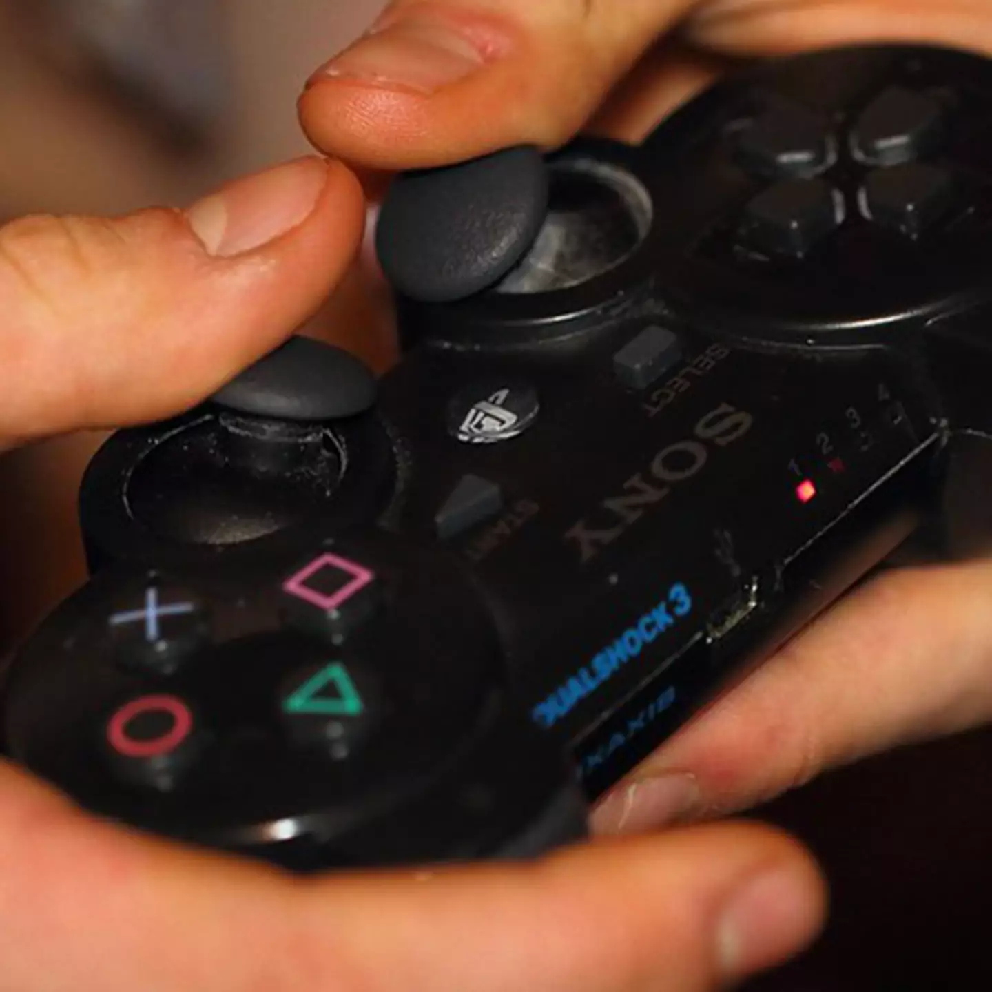 People can’t believe how much Playstation 1 games from the 90s are re-selling for today