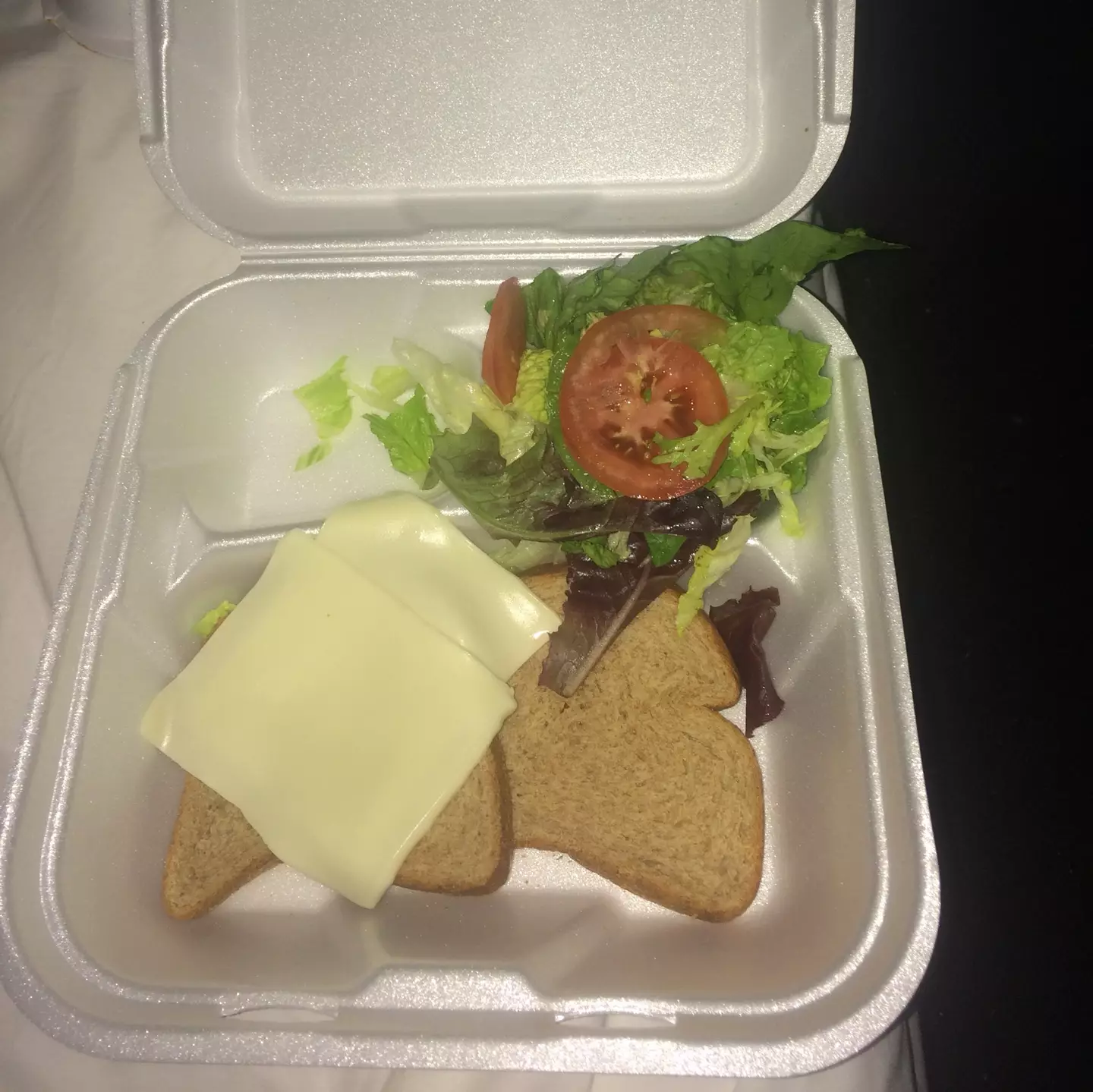 The food resembles that of Fyre Fest (pictured).