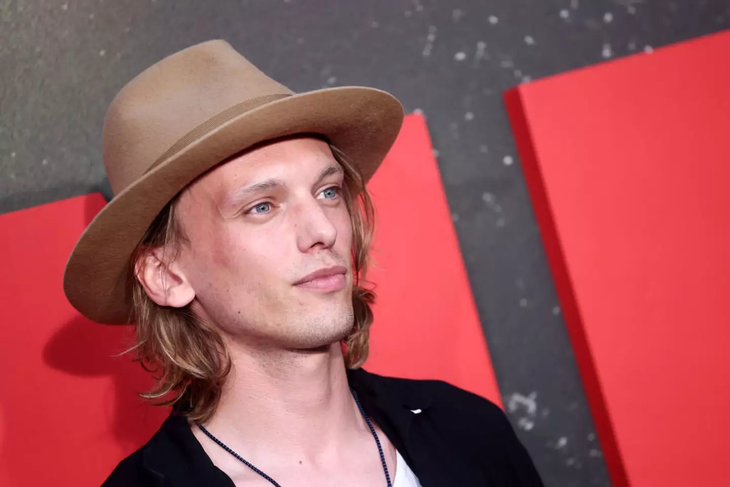 Stranger Things star Jamie Campbell Bower explained he'd gone years without alcohol.