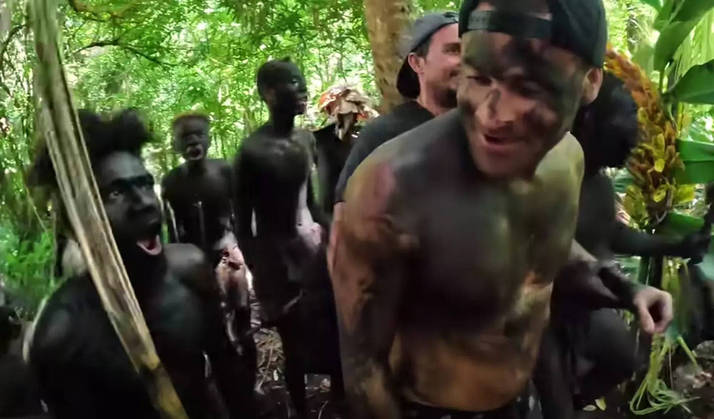 australian youtuber visits indigenous island