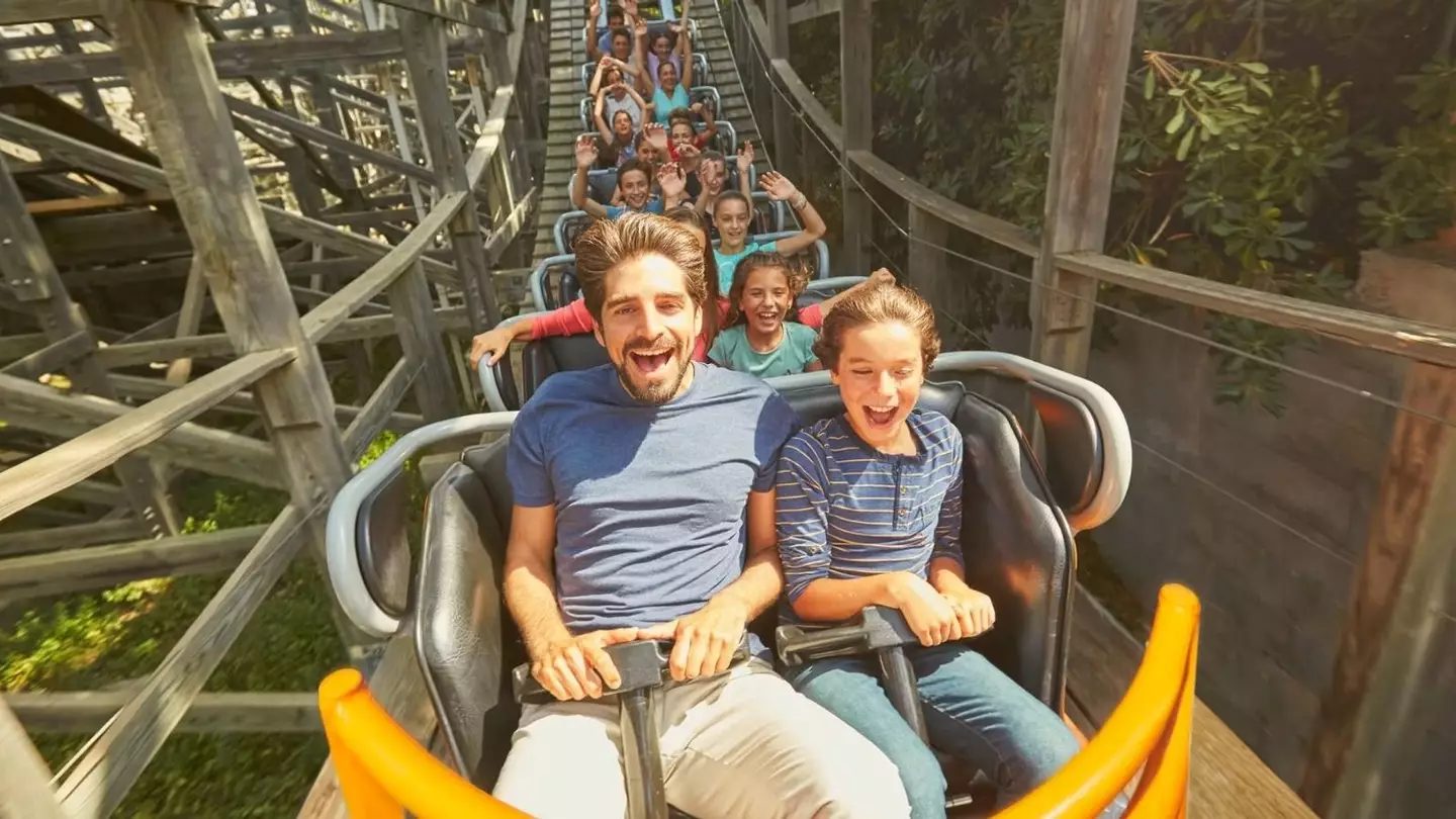 A promotional photo of the rollercoaster.