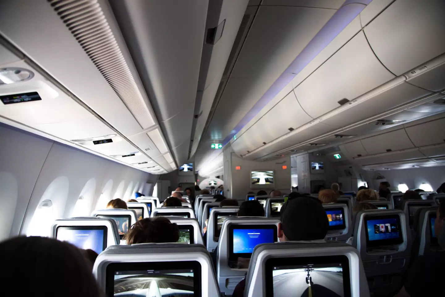 No screen for you, rude passenger. (Getty Stock Photo)