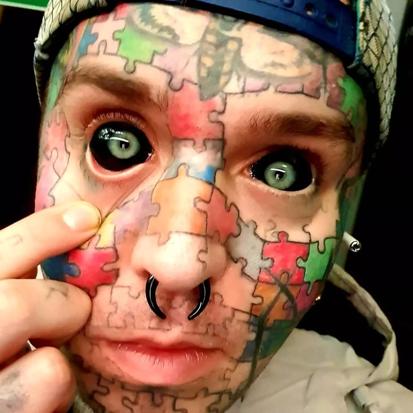 Man Who Spent £12,500 On Extreme Body Modification Wants To 'Look As  Inhuman As Possible