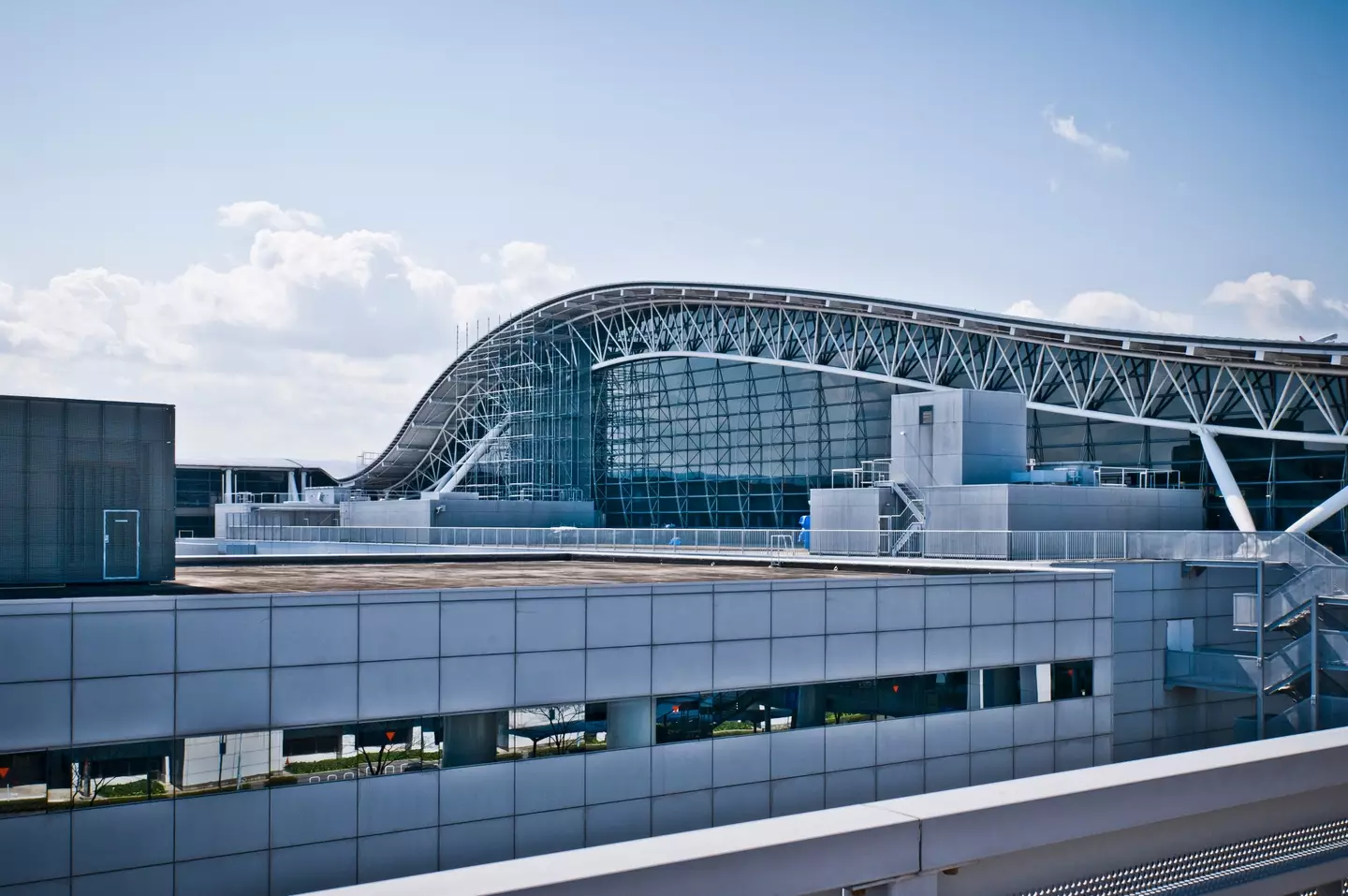 Kansai International Airport is killing the luggage handling game (Getty stock photo)