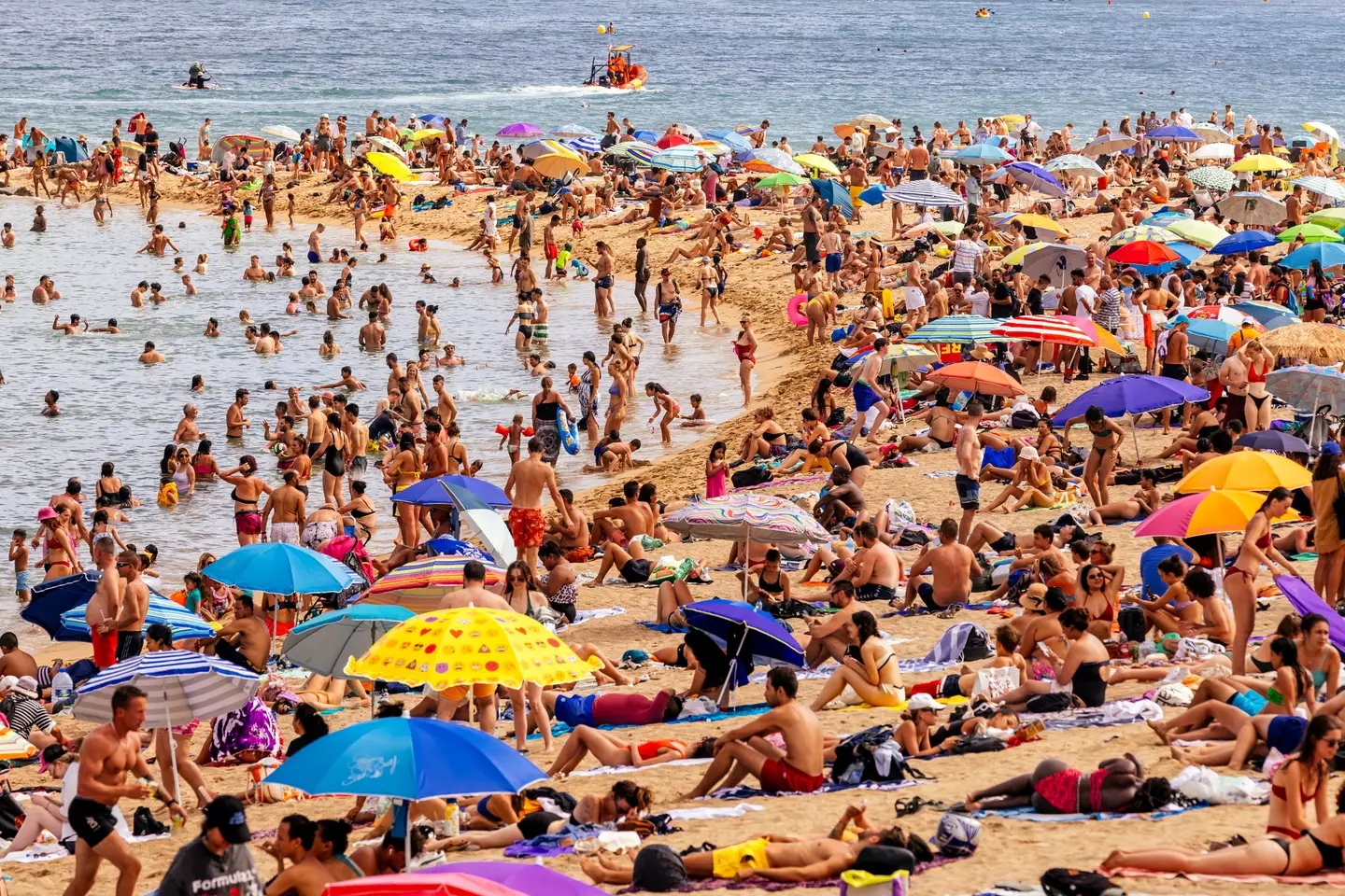 A crowded Spanish beach (Getty Stock Images)