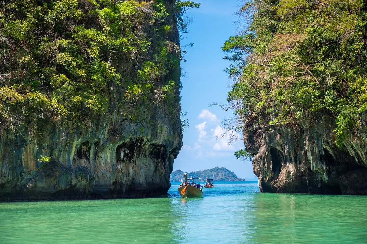 Seas and islands surround the sandy beach of Koh Hong in Krabi, Thailand (Getty Stock Images)