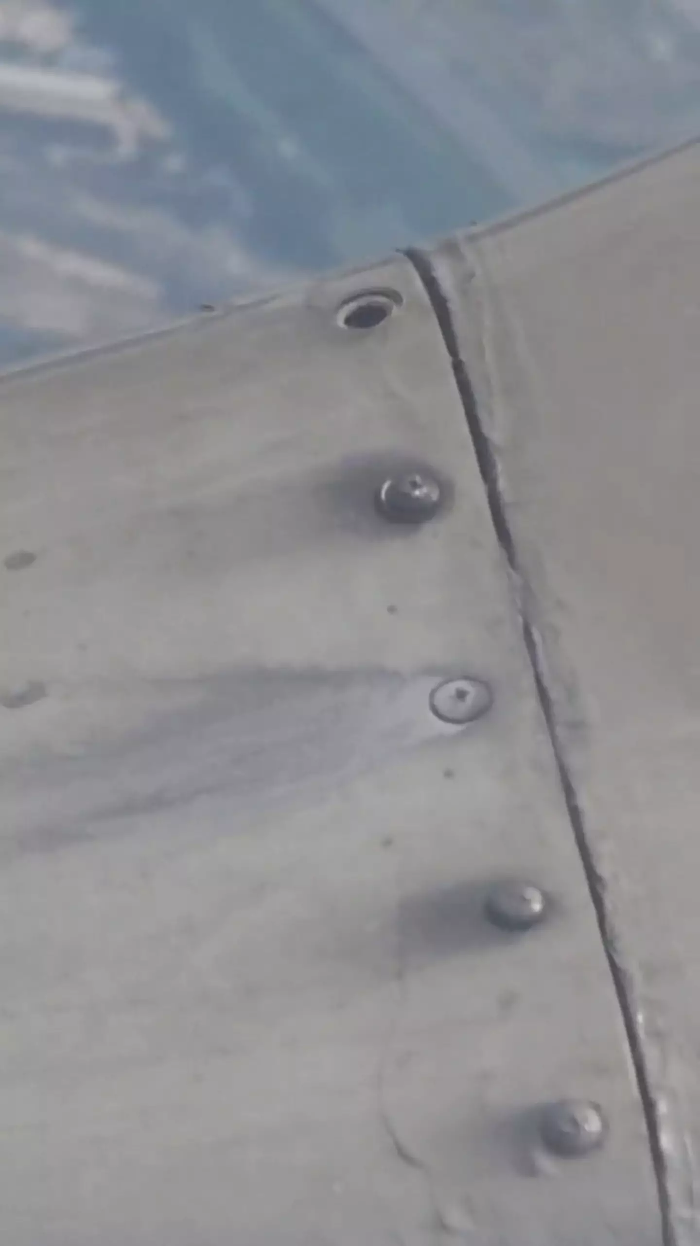 Screws on the aircraft's wing became loose.