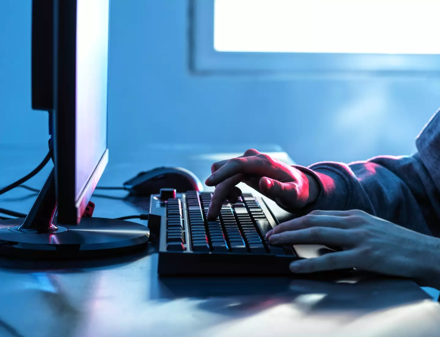 A man logged into the dark web and joined a chat room. (Getty Stock Image)