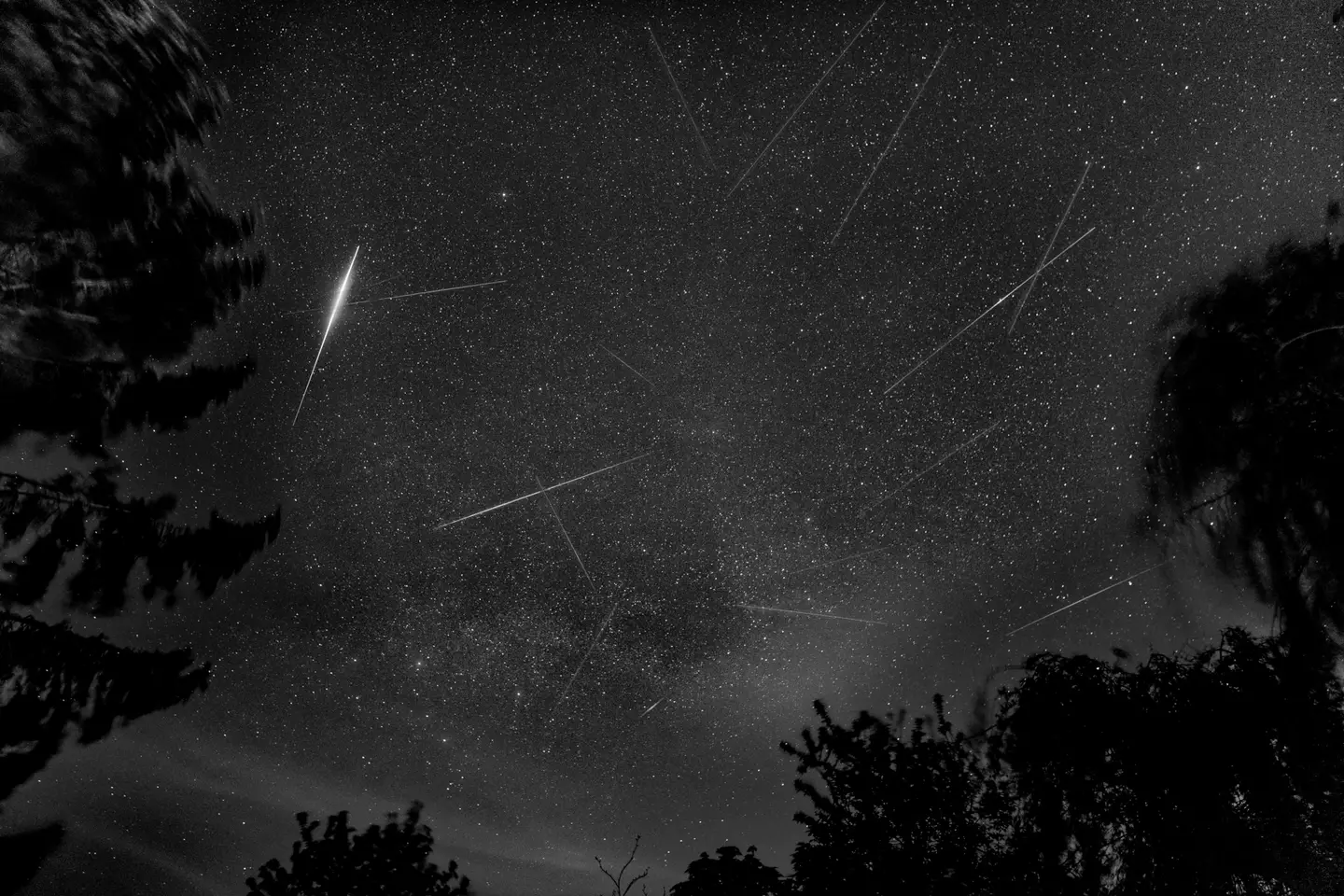 UK to see biggest meteor shower of the year tonight