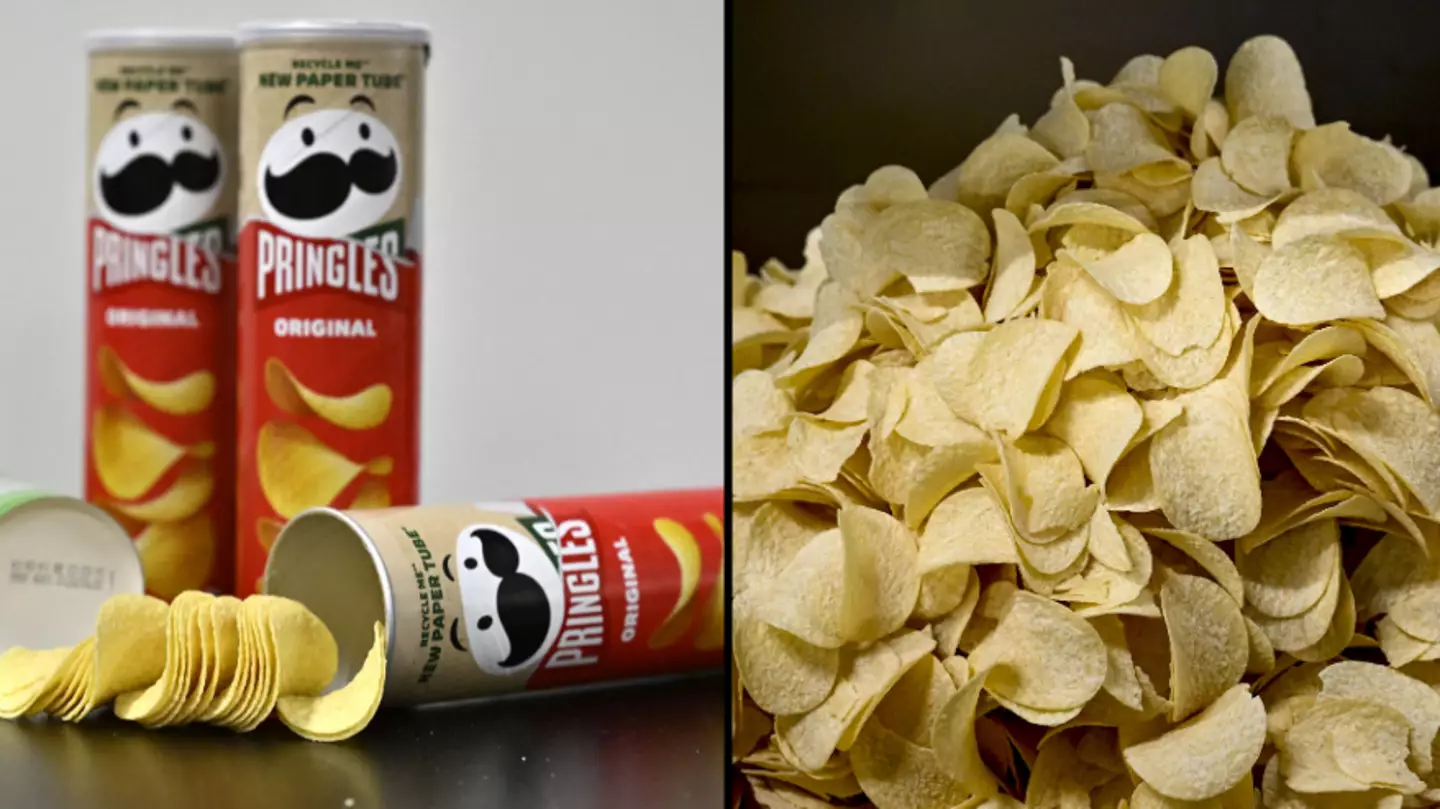 People stunned after realising Pringles only have flavour on one side